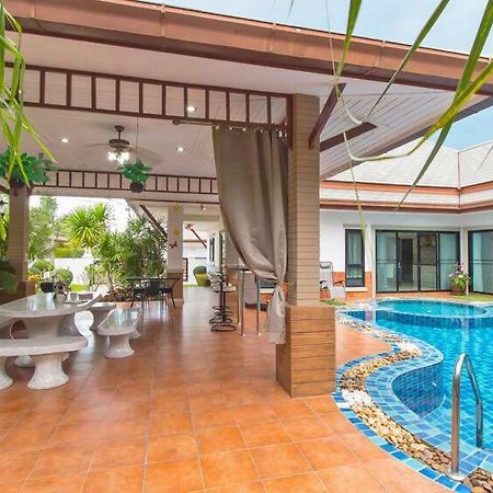 Villa Nataly На Джомтиен Екстериор снимка